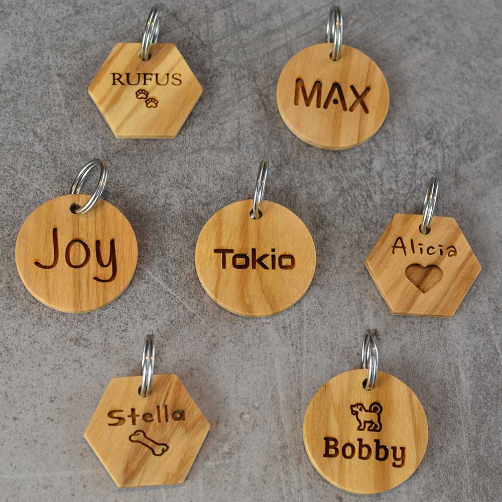 Belle medaglie di legno